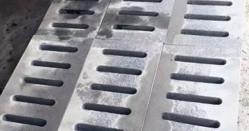 内江 芝麻灰石材沟盖板