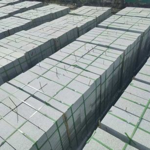 内江 芝麻白1.8公分火烧300*600地铺，清仓大甩卖