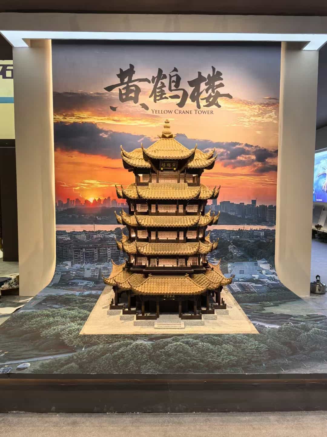内江仿古石文创作品-黄鹤楼