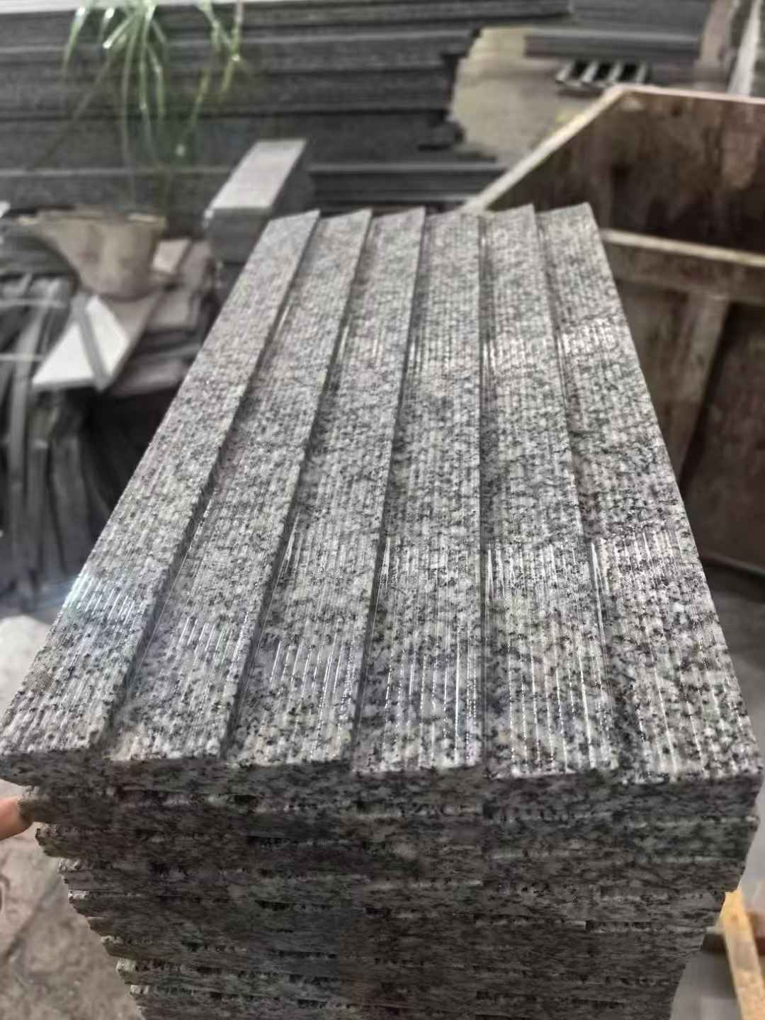 内江 狼牙石